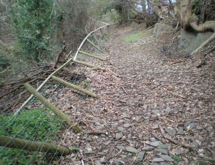 Dangerous Quarry Footpath in Eglwysbach 'Extinguished' by Conwy Licensing Committee 